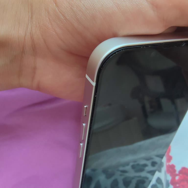 Apple Telefonu Ekran Açıklığı Ve Isınma Sorunu Garanti Kapsamında Onarım Talebi