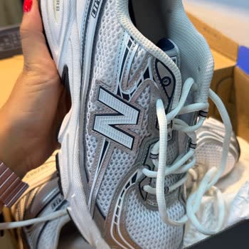 Topuk Yaralanması Nedeniyle New Balance Ayakkabının İadesi Ve Değişimi Talebi
