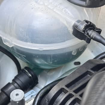 Garanti Kapsamında Motor Ve Conta Arızası Çözülmezken Servis Ücret Talebi Ve Araç Hasarı