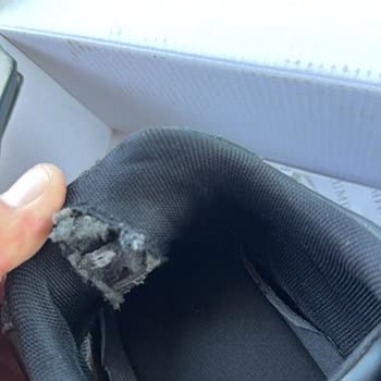 In Street Calvin Klein Ayakkabısının Kısa Sürede Bozulması Ve Garanti İhlali