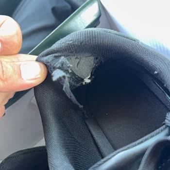 In Street Calvin Klein Ayakkabısının Kısa Sürede Bozulması Ve Garanti İhlali