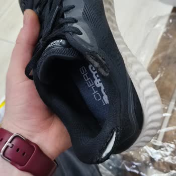 Skechers Ayakkabısının Kısa Sürede Yırtılması Ve Değişim Reddi