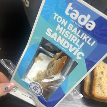 Ton Balıklı Sandviçte Tazelik Sorunu Ve Tanımlanamayan Beyaz Parçalar