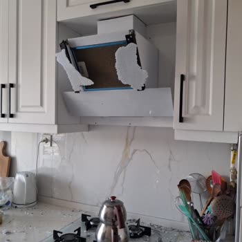 Kumtel Davlumbaz Camı Kendiliğinden Patladı, Ücretsiz Servis Talebi