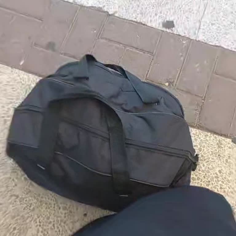Kaybolan Siyah Nike El Valizim İçin Acil Teslim Ve Yazılı Açıklama Talebi