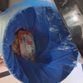 Kim Market Bozulmuş Tavuk Ürünü Sağlık Riski Ve İade Talebi