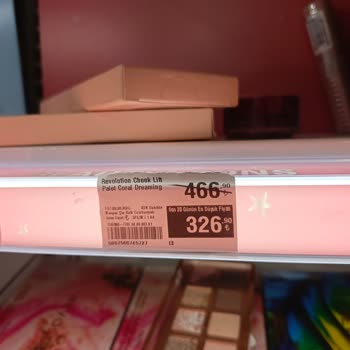 Fiyat Farkı Sonrası Watsons Mağaza Personelinin Küçümseyici Ve Suçlayıcı Tutumu