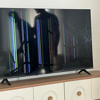 Kırık TV Ekranı İçin Değişim Reddedildi