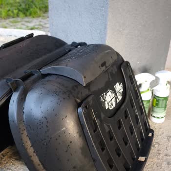 Kapak Sorunu Nedeniyle Haşerat İlacı Sızdı, Motosiklet Çantam Zarar Gördü