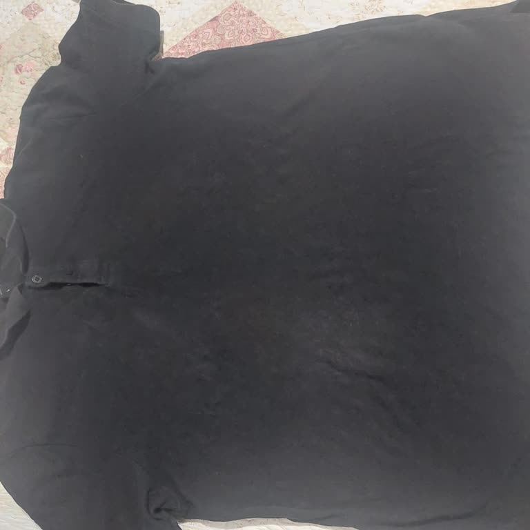 Renk Solması Ve Sadece Fotoğraf Üzerinden Değerlendirme İle Çözüm Sunulmayan T-Şort Şikayeti