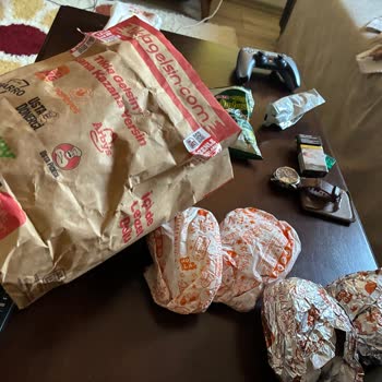 Popeyes Siparişimde Eksik Hamburger Ve Yan Ürünler