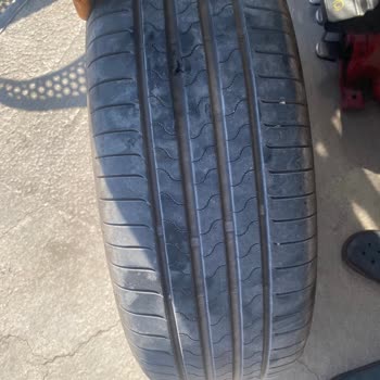 7.000 Kilometrede Bridgestone Turanza Lastiğinin Ani Çöküşü Ve Güvenlik Endişesi