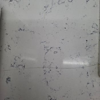 Coante Mutfak Tezgahında Üç Kez Çatlak Ve Garanti Reddi