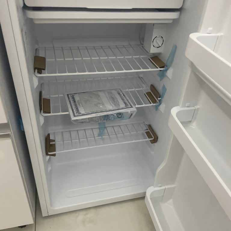 Hepsiburada'dan Sebzelik Bölümü Eksik Buzdolabında Satıcıdan Cevap Alınamıyor