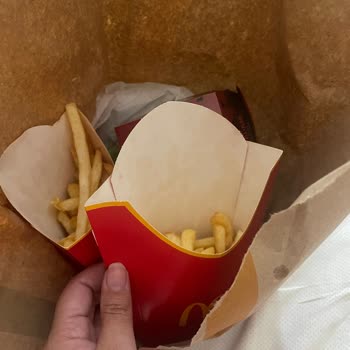 Eksik Ürünler, Soslar Ve Az Porsiyonlu Patates Kızartması Şikayeti