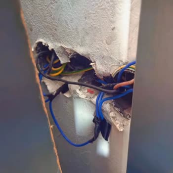 Otele Girişte Saatlerce Beklemek, Kötü Yemek Ve Hijyen, Güvenlik Sorunları
