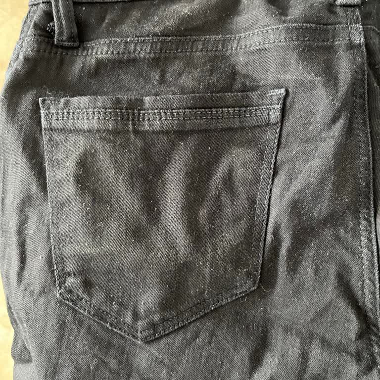 Mavi Black Jean Pantolonun Hızlı Tüylenmesi Ve Garanti Reddi