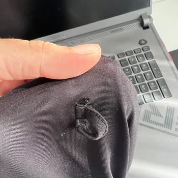 Yüksek Fiyatlı Pantolon Kısa Sürede Yırtıldı Ve Renk Soldu, İade Talebi