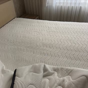 Yatsan Yatak Modelinin Bel Ve Sırt Ağrılarına Neden Olması Ve Çökmeler