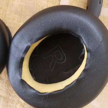 Anker Q30 Kulaklık Pedleri Garanti Süresi İçinde Deforme Oldu