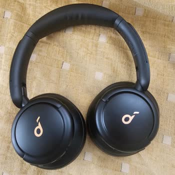 Anker Q30 Kulaklık Pedleri Garanti Süresi İçinde Deforme Oldu