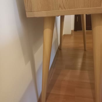 İstikbal Mitra Dresuar Takımının Duvara Temas Etmemesi Ürün Kusurundan Değişim İsteği