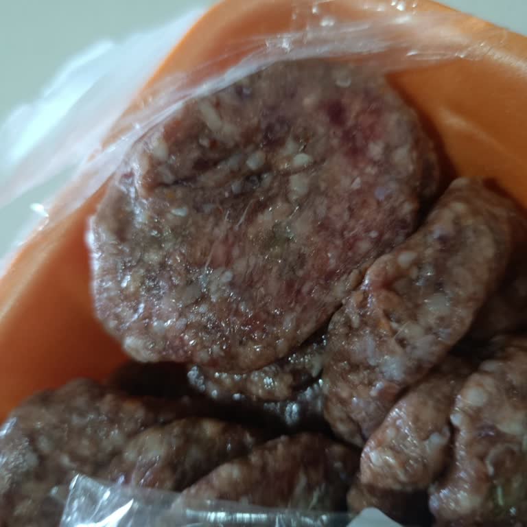 Koku Ve Bozulmuş Çiğ Köfte İçin İade Reddi Ve Sağlık Riski