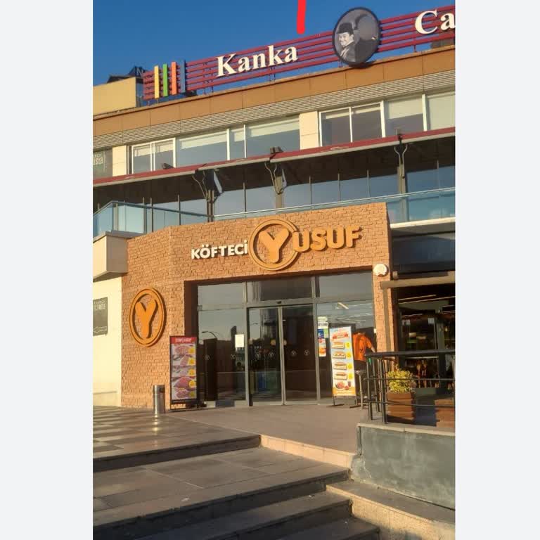 Köfteci Yusuf Şubelerinde Müşteri Memnuniyetsizliği Ve Hijyen Krizi