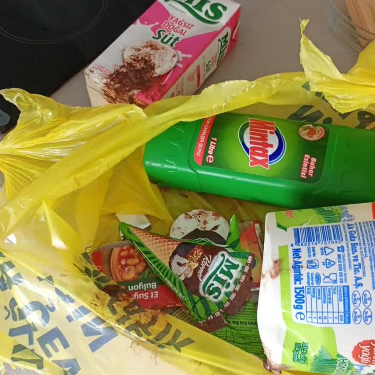 Teslimat Hatası Ve Erimiş Dondurma Nedeniyle Tam Telafi Talebi