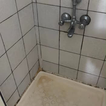 Ares Blue Hotel'de Yiyecek Zehirlenmesi Ve Hijyen Sorunları