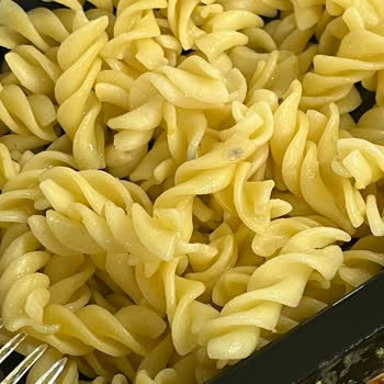Migros Kızılay Şubesinde Bozuk Köri Soslu Tavuk & Fusilli Makarna İade Talebi