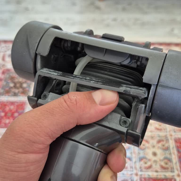 Dyson Süpürge Başlık Parçası Kırıldı, Garanti Dışı Ve Ücretli Aksesuar