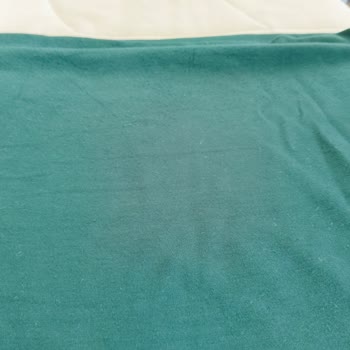 Soft Premium T-Shirt Kısa Sürede Tüylendi Ve Göbek Bölgesinde Ağardı
