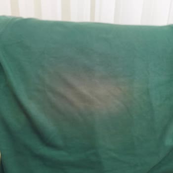 Soft Premium T-Shirt Kısa Sürede Tüylendi Ve Göbek Bölgesinde Ağardı