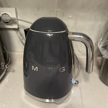 Smeg Su Isıtıcısının Logosu Düşmesi Ve Hızlı Kireçlenmesi Üzerine Ücretsiz Onarım Talebi
