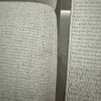 Vivense Köşe Takımında Tüylenme, Kırık Ve İletişim Sorunu
