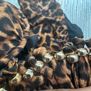 Calzedonia Bikinin Metal Parçaları Hemen Karardı Ve Değişim Talep Ediyorum