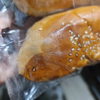 Migros’ta Küflü Hamburger Ve Sandviç Ekmeği Sağlık Riskine Yol Açtı