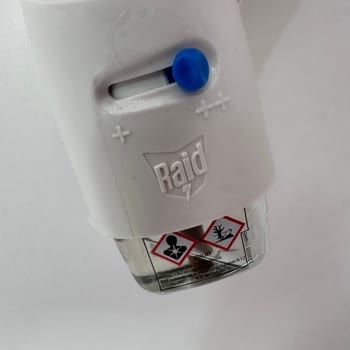 Leaking Raid Liquid Mosquito Repeller Poses Safety Hazard for Babies