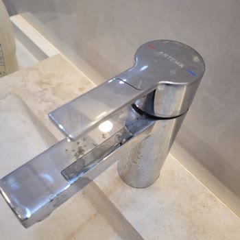 Artema Fold S Lavabo Bataryalarında Nikelaj Ve Lekelenme Sorunu