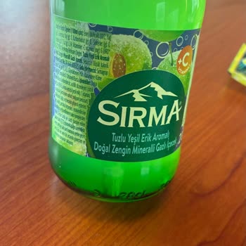 Şişenin Dibinde Küfe Benzer Bir Oluşum Fark Ettim