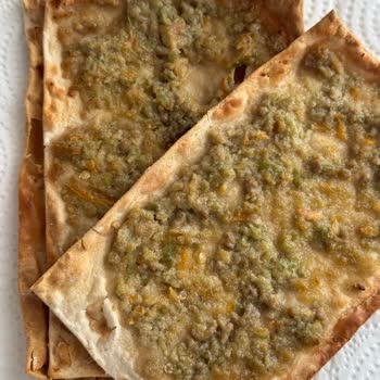 Etli Ekmekte Beyaz İç Malzeme Ve Sert Pide: Ürün Kalitesi Ve İade Talebi