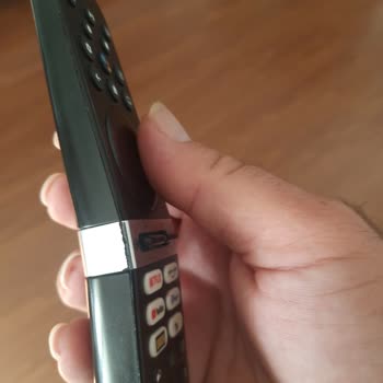 Pil Kapağı Sürekli Açılan Grundig Kumanda İçin Garanti Kapsamında Onarım Talebi
