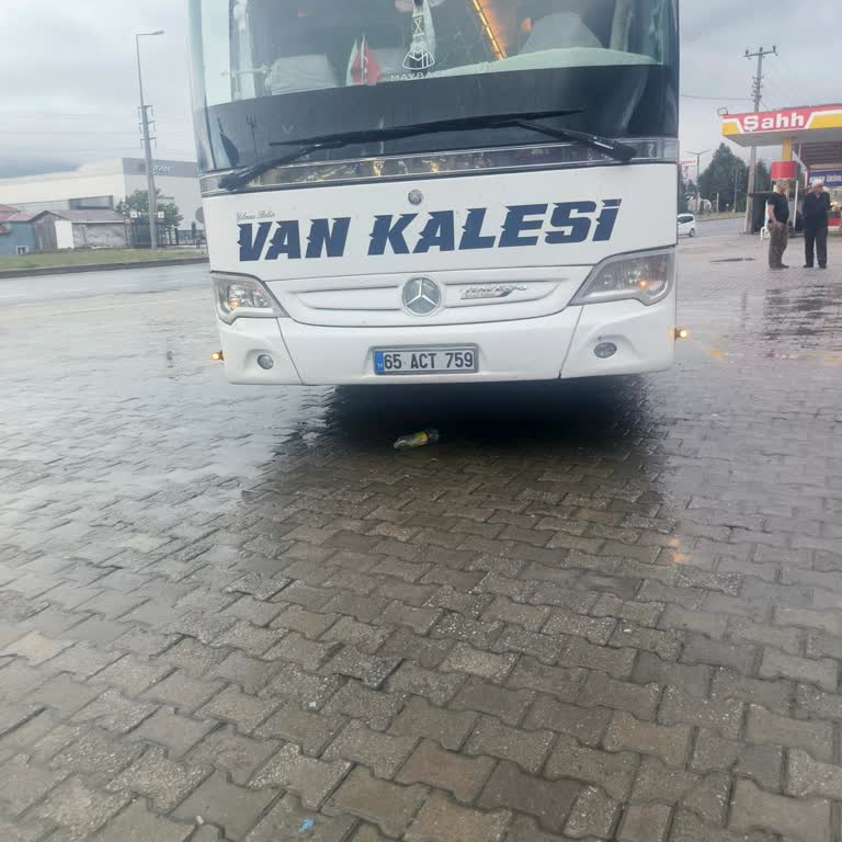 Üç Saat Gecikme, Üç Arıza Ve Güvensiz Yolculuk Nedeniyle Telafi Talebi