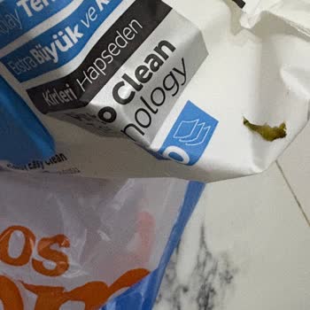Migros Hemen'den Gelen Islak Mendil Paketi İçinde Yabancı Madde Tespit Edildi