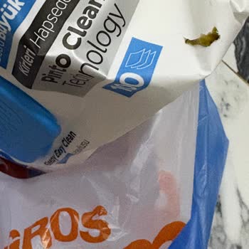 Migros Hemen'den Gelen Islak Mendil Paketi İçinde Yabancı Madde Tespit Edildi