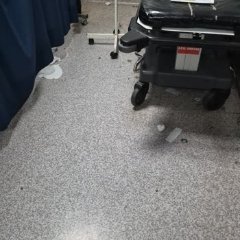 Çiğli Bölge Eğitim Hastanesi’nde Hijyen Sorunları Ve Organizasyon Kaosu
