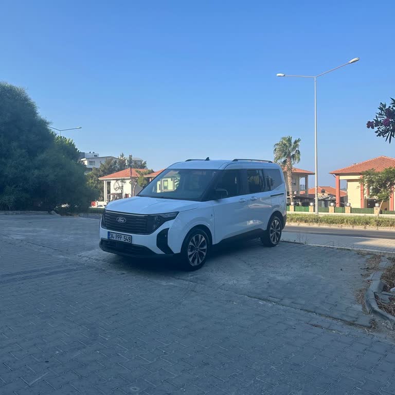 Rezervasyonu Yapılan Renault Clio Sunulmadı Ve Ücret İadesi Yapılmadı