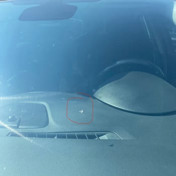 Kasko Cam Değişimi Hakkı Reddedildi Taş İzi Bahane Edildi