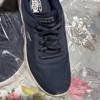Skechers Yürüyüş Ayakkabılarında Aşırı Terleme Ve Koku Şikayeti